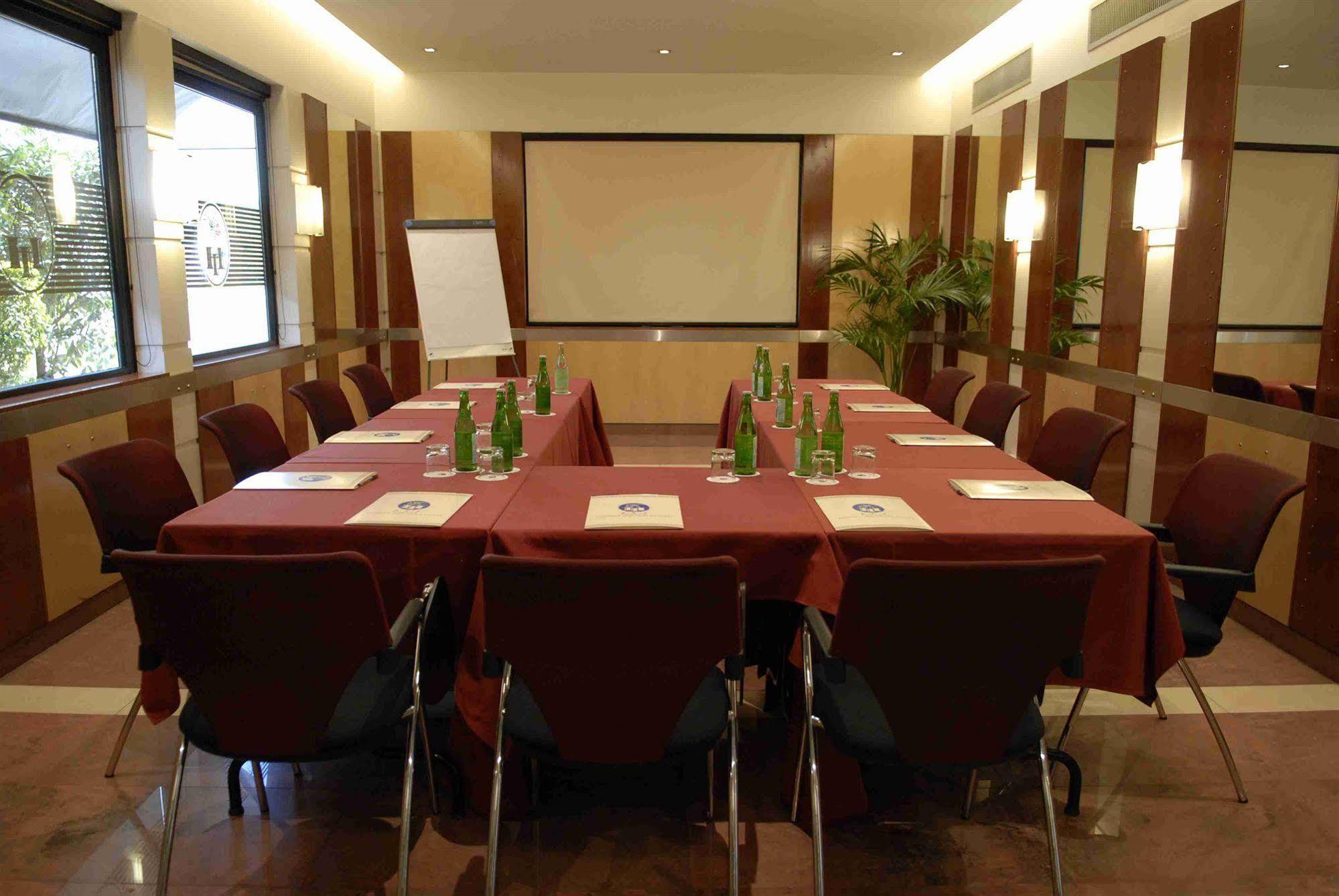 Hotel IMPERATORI Rome Buitenkant foto